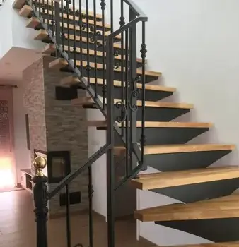 escalier La Gacilly-1